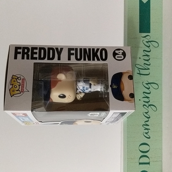 🍀 Funko POP 🍀 AquaSox Freddy O4 - HQ Exclusive Toy Display Kids NEW AUTH 🍀 - Picture 2 of 6